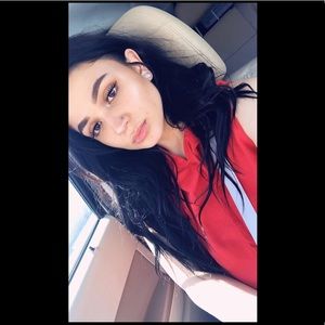 Meet your Posher, Danielle